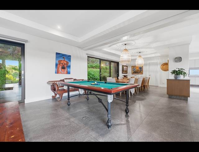 11 BEDROOM FREEHOLD FOR SALE IN SALT ROCK